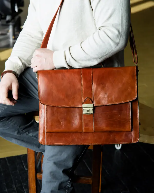 Executive Custom Leather Briefcase Manufactured By Vixen Leather