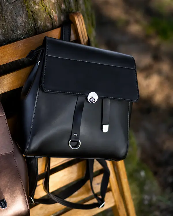 Private Label Cowhide Black Leather Backpack By Vixen Leather